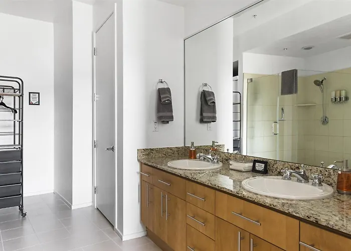 Step Out To Historic Old Town 2 King/2bath W/pool Scottsdale