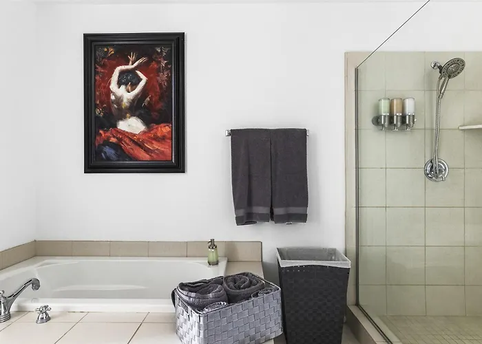 Step Out To Historic Old Town 2 King/2bath W/pool Apartament *